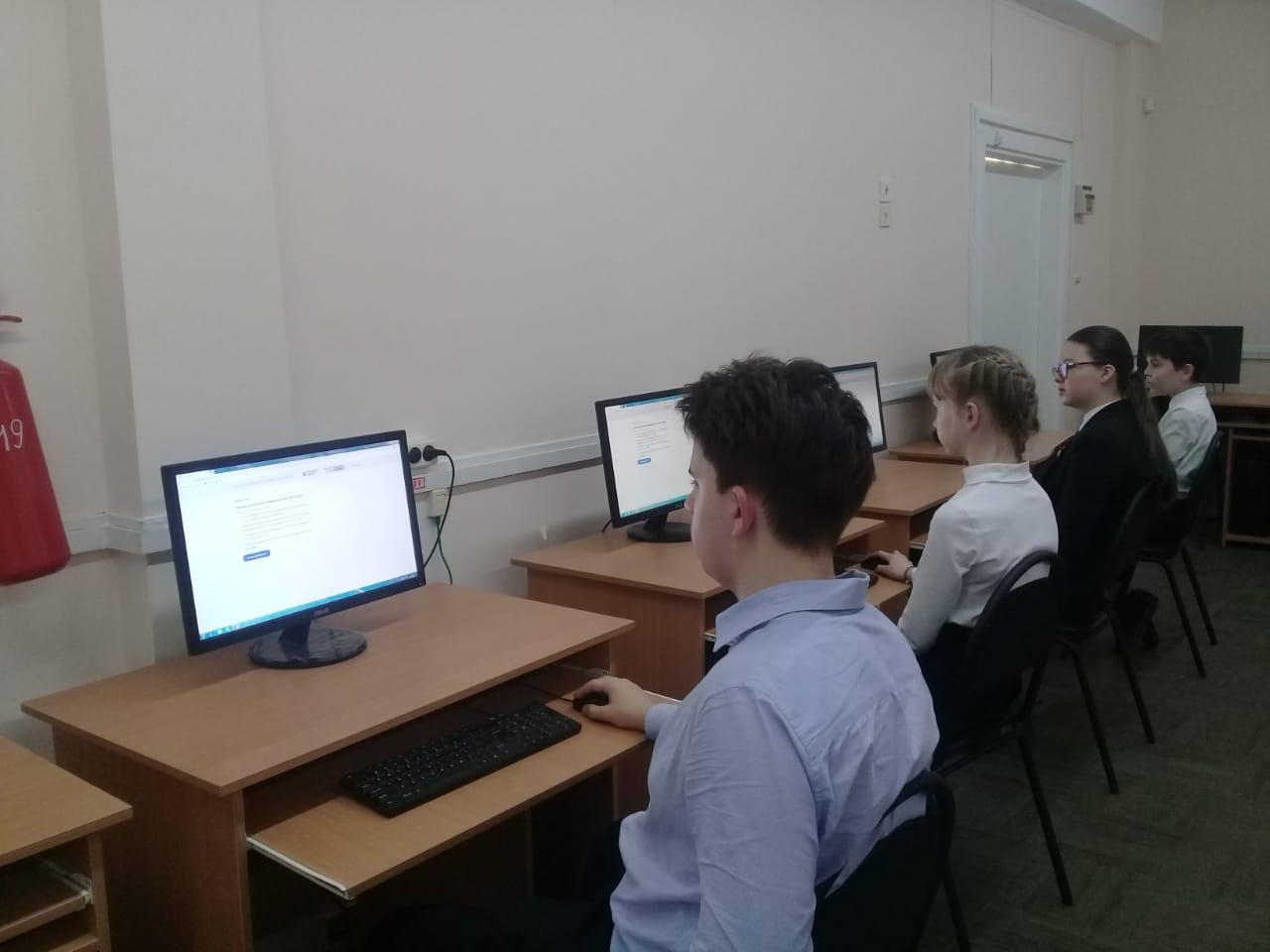 кк