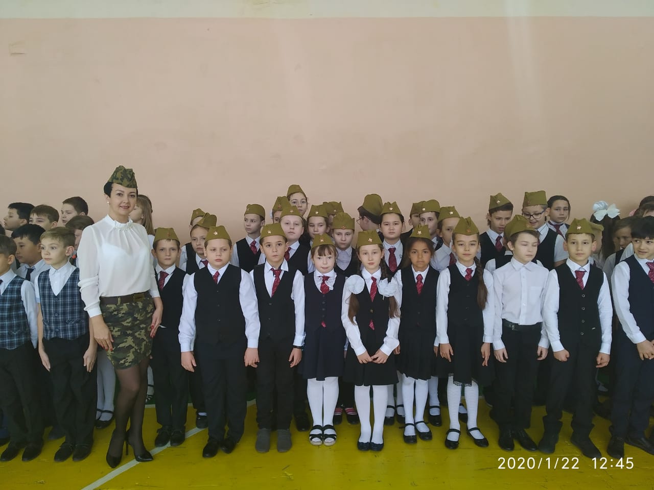 кк
